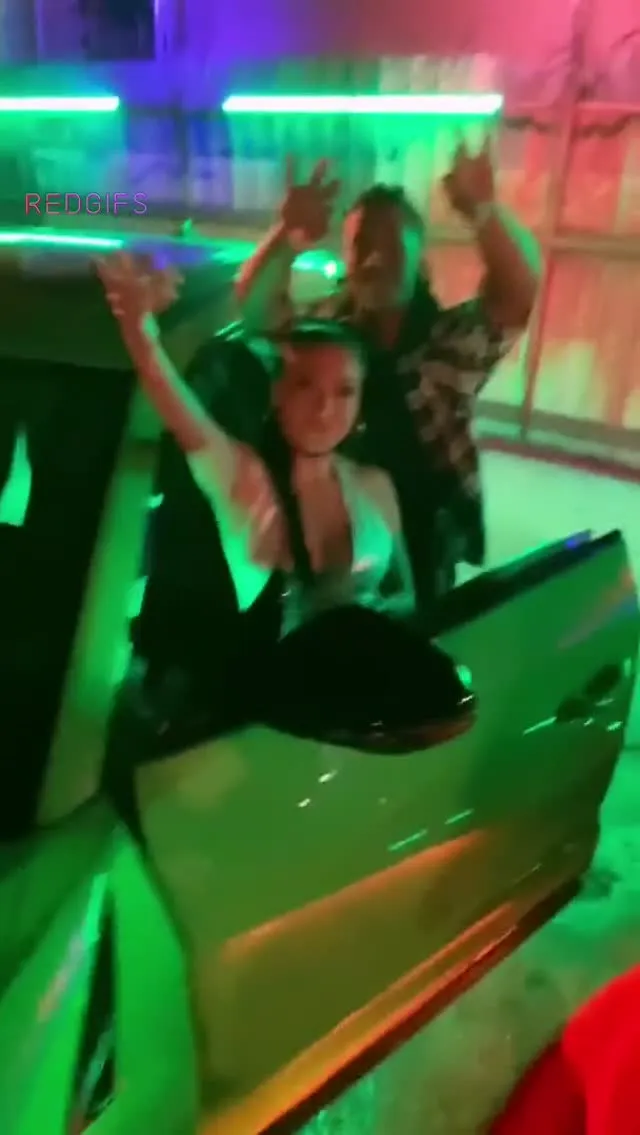 she suckin then takin dick by her car right outside the club